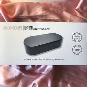 Sonix Beyond UV Sanitizing Box Black Vegan Leather